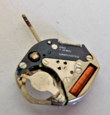 PUW 910 MOVEMENT 1 JEWELS FOR PARTS or REPAIR. USED