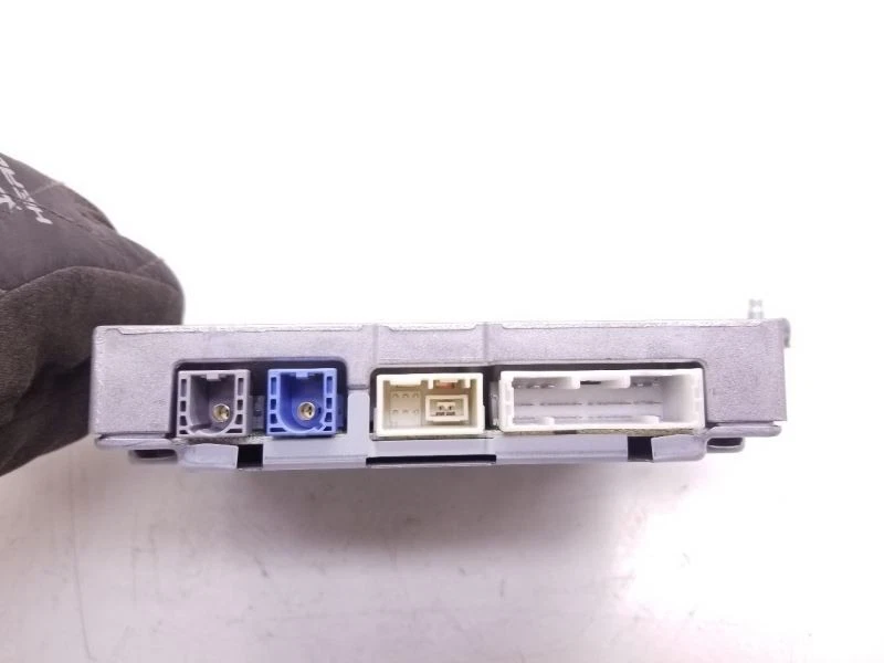 Lexus NX200T 2016 2,0 L 4x4 módulo de control de comunicaciones telemáticas ECM  Foto 2 de 4