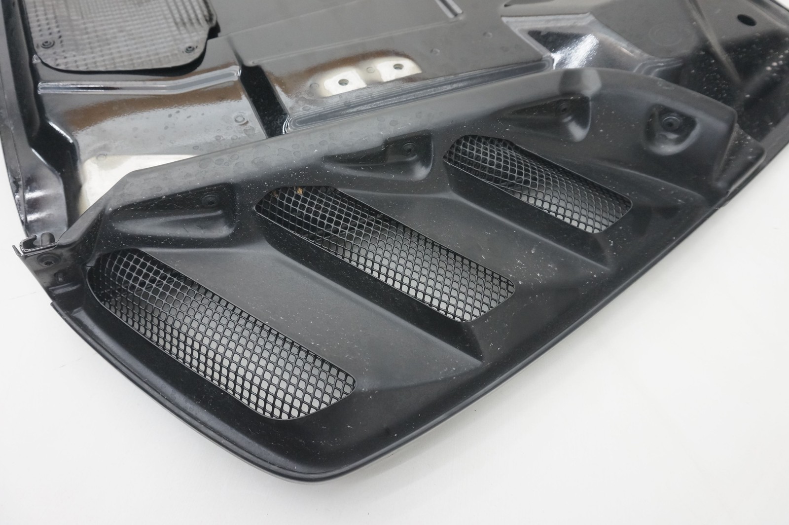 Rear Engine Bonnet Lid Grille Panel Black OEM 87413911 Ferrari 488 Spider 2017