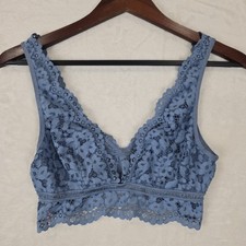 Victoria's Secret Body By Victoria Size Medium Lined Lace Blue Bralette Wireless