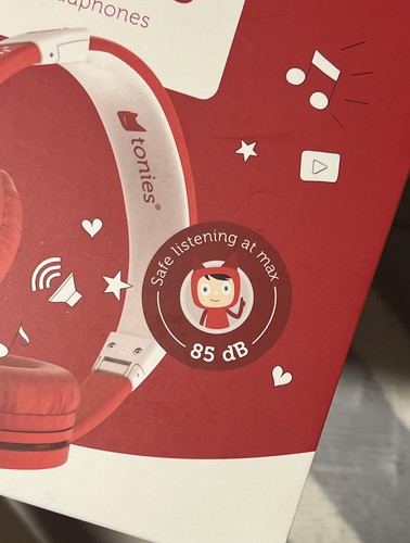 ๐ฅNEW Tonies Headphones - Red - Fold And Go ~ New In Box ๐ ๐ ๐ธ - Picture 3 of 6