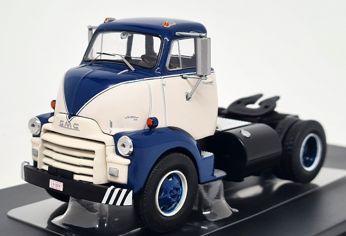 Ixo 1/43 GMC COE Truck 1954 - Bleu Et Blanc - Modèle Diecast TR150.22 - Occasion