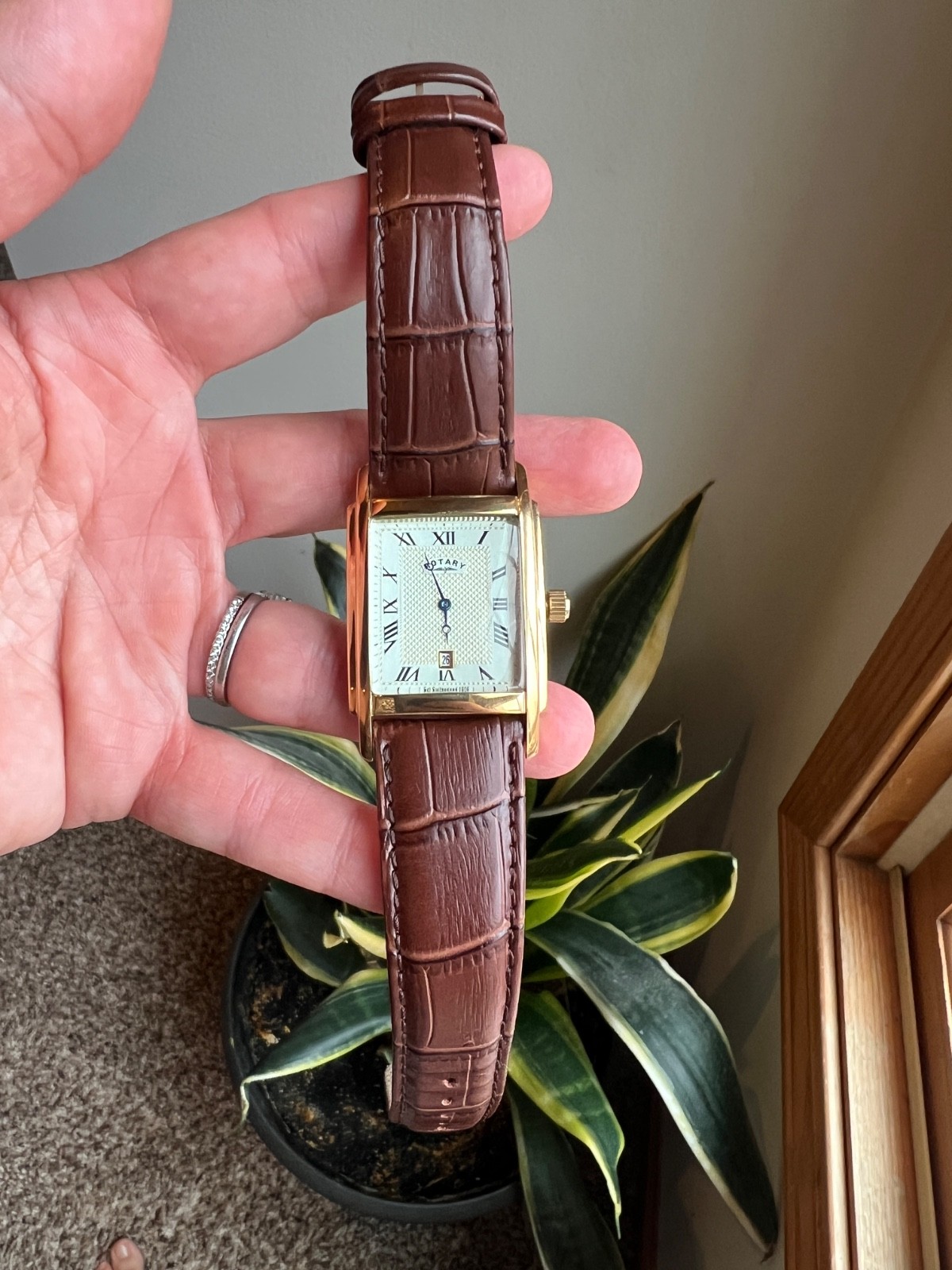 watch - image 1