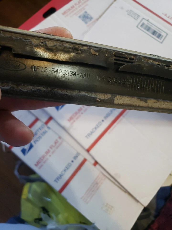 Ford Taurus Mercury Sable 2004-2007 carrocería de pasajero trasero derecho moldura lateral Foto 4 de 4