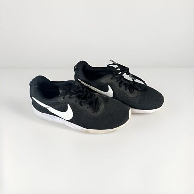 ladies nike tanjun black
