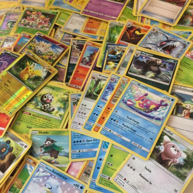 Pokémon 40 Pokemon TCG Trading Cards Collection 636996769661 Pokémon 40 Pokemon TCG Trading Cards Collection 636996769661