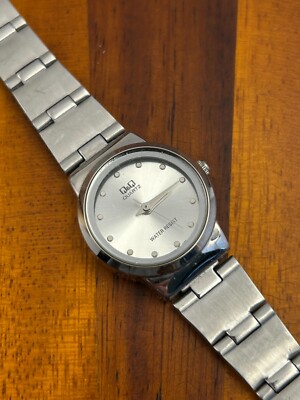 Vintage Q&Q Women's Watch Quartz Silver Tone Silver Dial 23mm New Battery