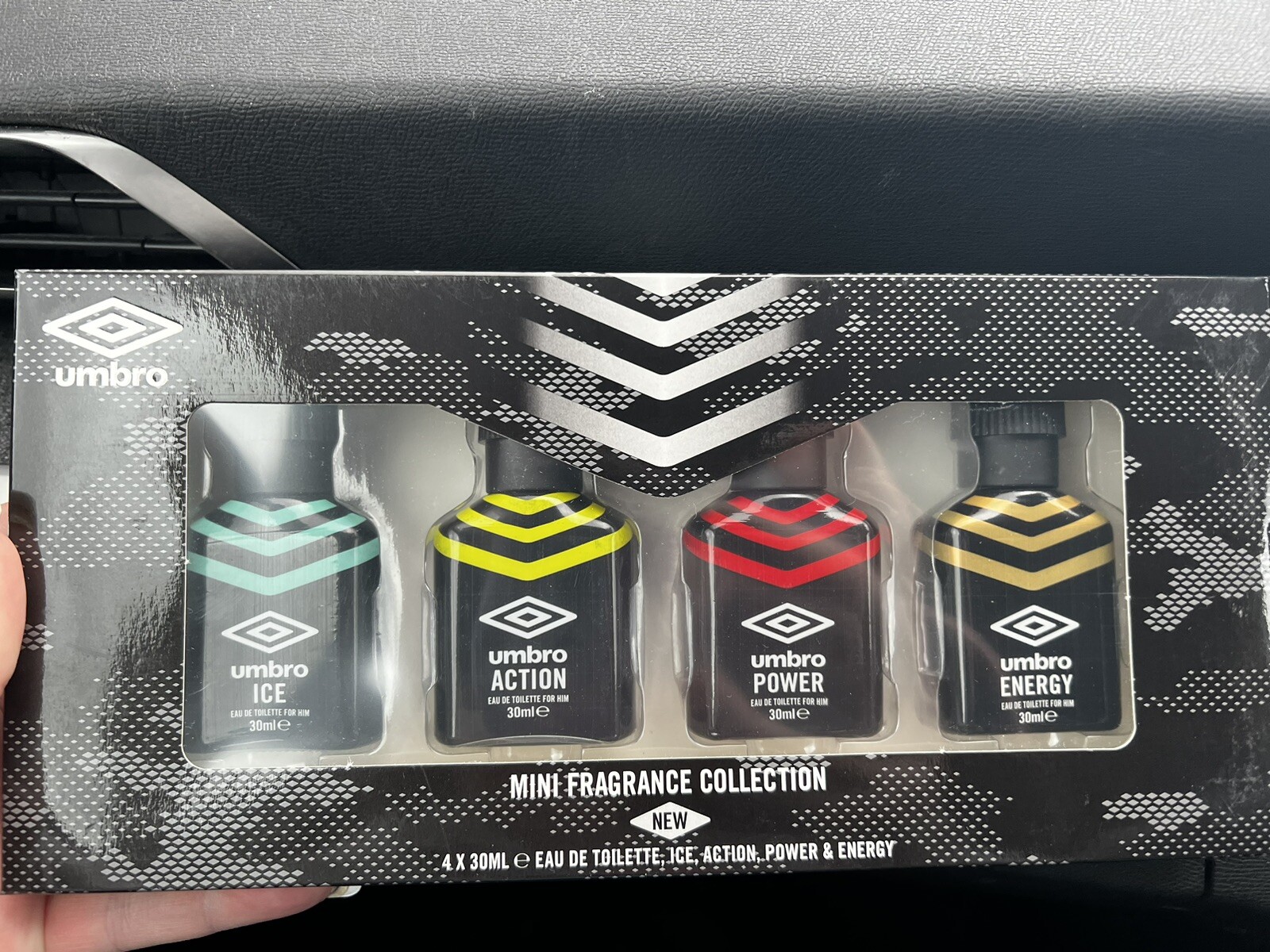 Umbro Champions Men's Bath & Shower Gel Gift Set 4 x 75ml for sale