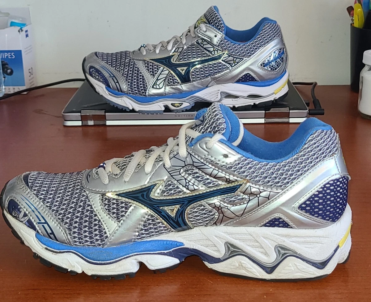 Mizuno Wave Nirvana 7 Womens US Size 9.5 Wide running shoes blue