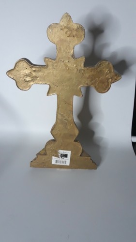 ⭐Resin Cross On Podium Gold In Color (F3 - Picture 5 of 7