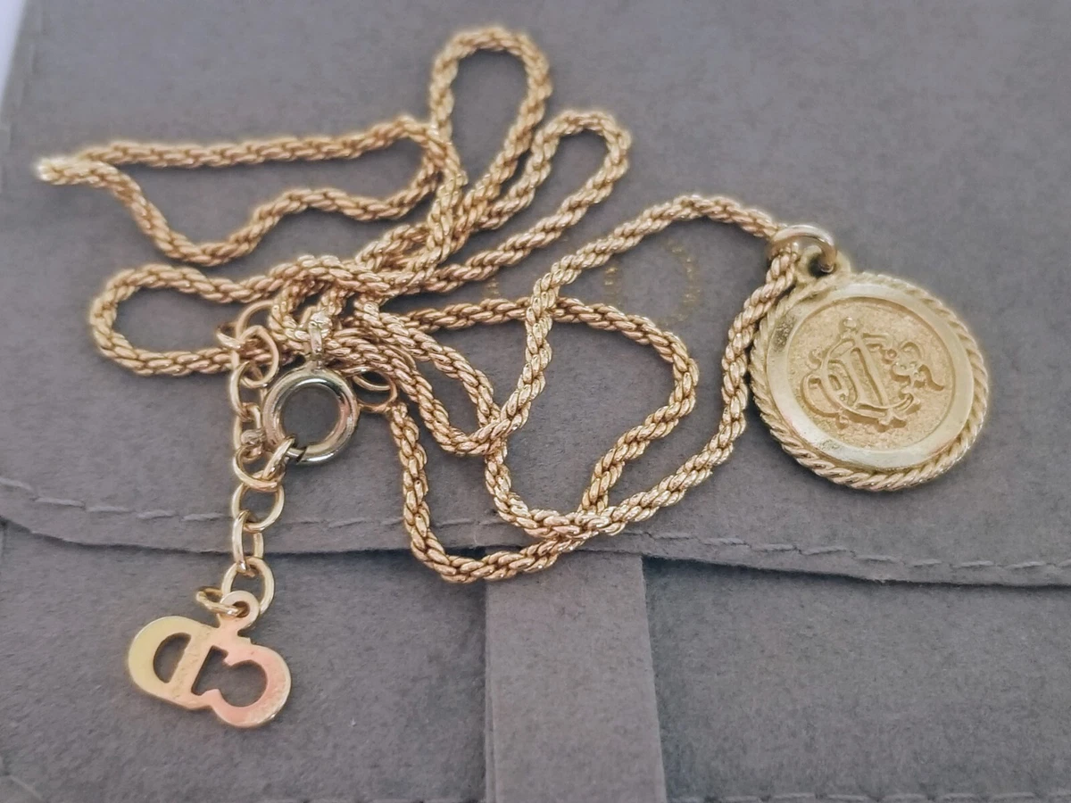 Dior necklace clearance cd