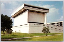 Lyndon B Johnson Library Austin Texas VINTAGE Postcard 2684