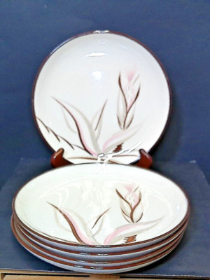 4 Winfield  Dragon flower  7 1/2 inch salad/lunch plates Cal.Pottery