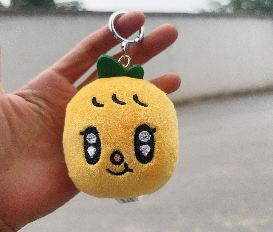 よっちゃん キーホルダー 16個 Amazon | おもちゃ ガシャポン トイ 廃盤 雑貨 よっちゃんイカ