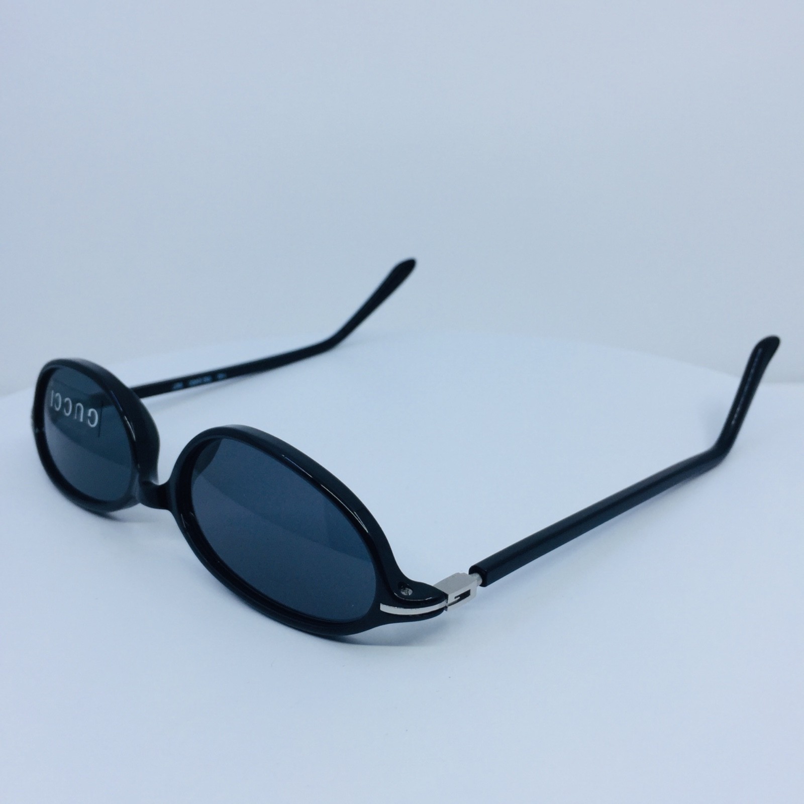 New Vintage GUCCI 2460 Sunglasses GG 2460 C. 807 Shiny Black 48-15mm Made Italy thumbnail 8