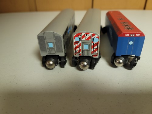 Whittle Shortline Wooden Metra Train & Passenger Coach Train Cars Excellent Cond - Picture 8 of 9