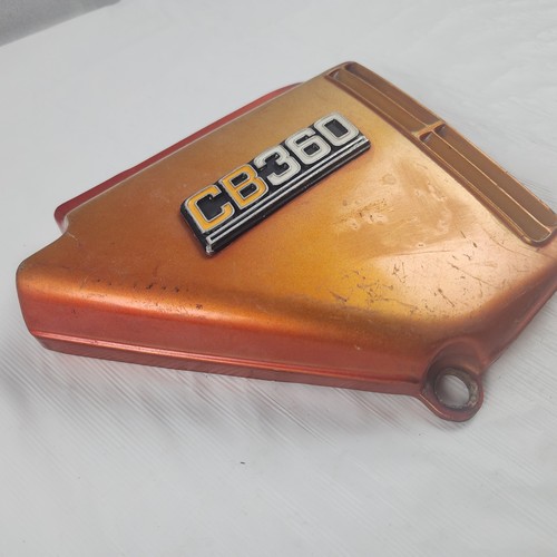 OEM Honda CB360 Right Side Cover & Emblem Candy Orange 1974 - Picture 3 of 9