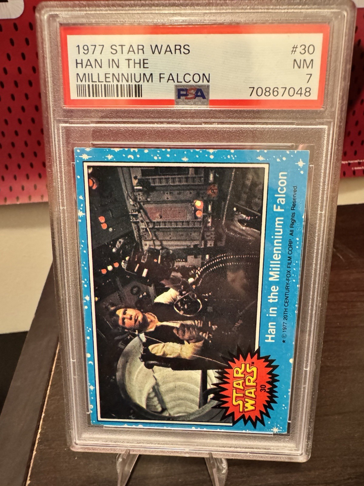 Hot! 1977 Topps Star Wars Card #30 HAN IN THE MILLENNIUM FALCON PSA 7 Solo Hot!