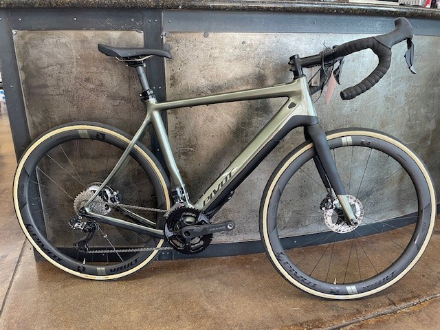 New Pivot E-Vault E-Bike Large Road/Gravel Carbon Shimano GRX Di2
