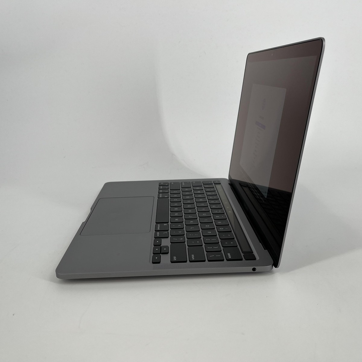 Apple MacBook Pro 13 2020 M1 8-Core CPU 8-Core GPU 16GB Apple MacBook Pro 13 2020 M1 8-Core CPU 8-Core GPU 16GB