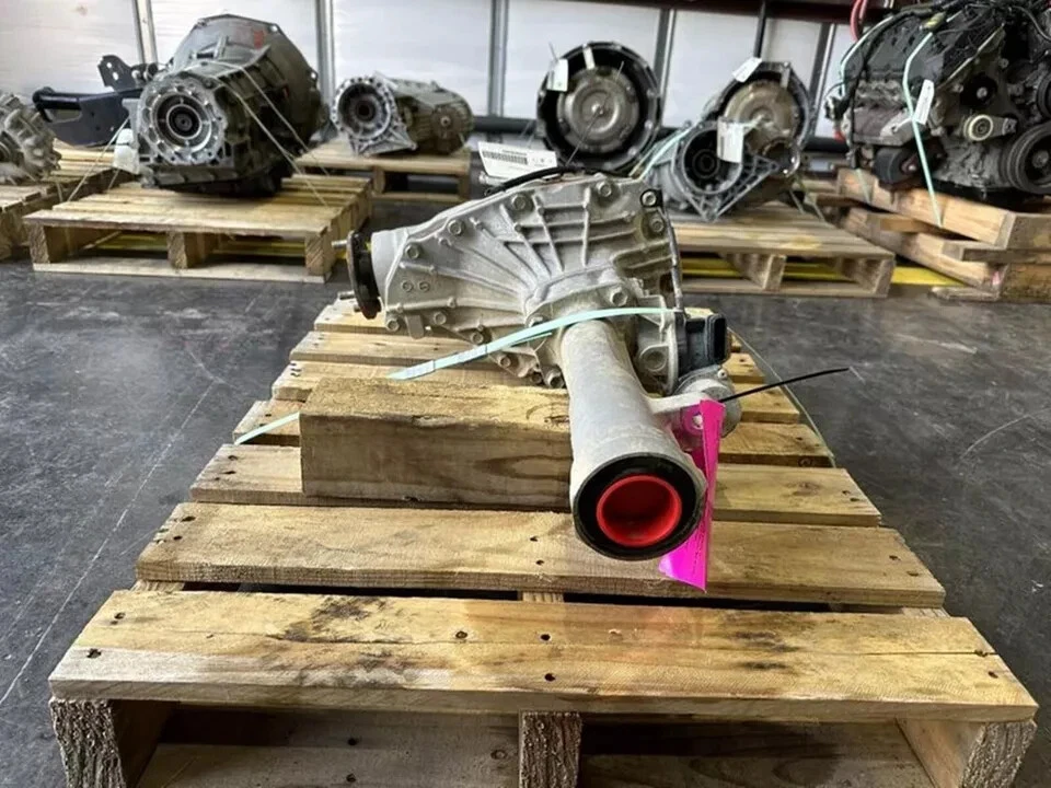 2007-2021 Toyota Tundra 5.7L Front Axle Differential Carrier 4.30 Ratio - Image 3 of 4