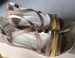 ecco soft 6 womens olive