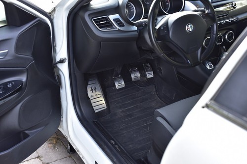 PEDALE ALFA ROMEO GIULIETTA TBI JTDM JTD DNA QUADRIFOGLIO VERDE VELOCE SPORT - Bild 2 von 5