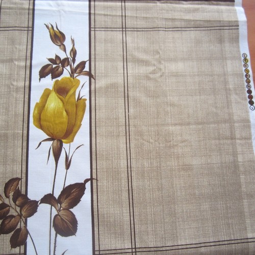 100cm x 118cm Yellow Rose Bud Brown Check Cotton Vintage Curtain Fabric 1950s - Picture 5 of 6