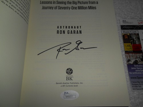 Ron Garan Astronaut Signed The Orbital Perspective 1st ED HB Book JSA #N49077 - Picture 3 of 10