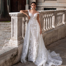 Fashion White Lace Applique Wedding Dresses Sweep Train Backless Bridal Gowns
