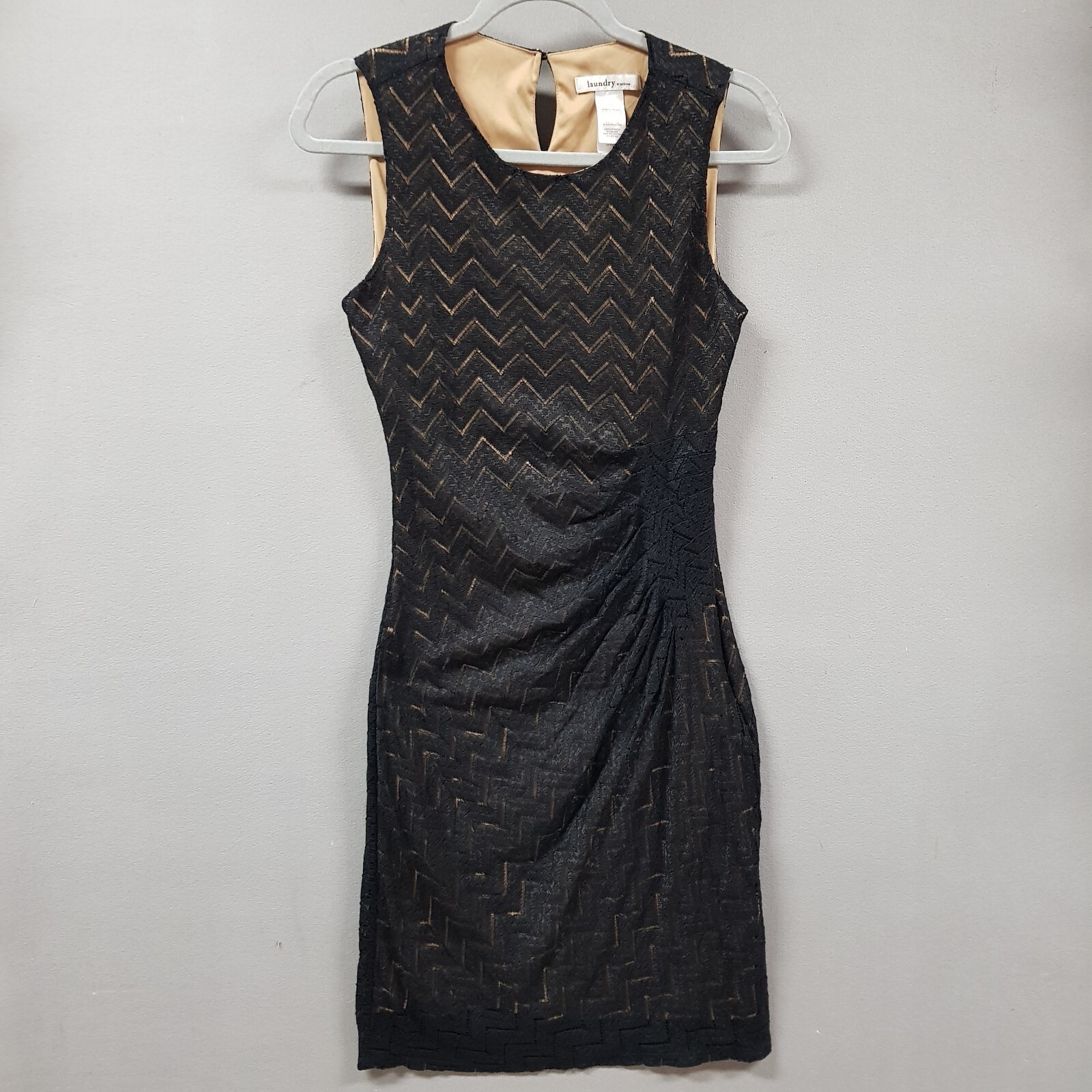 Laundry by Design Womens size 4 Slinky Black Lace Overlay Side Ruched Sleeveless