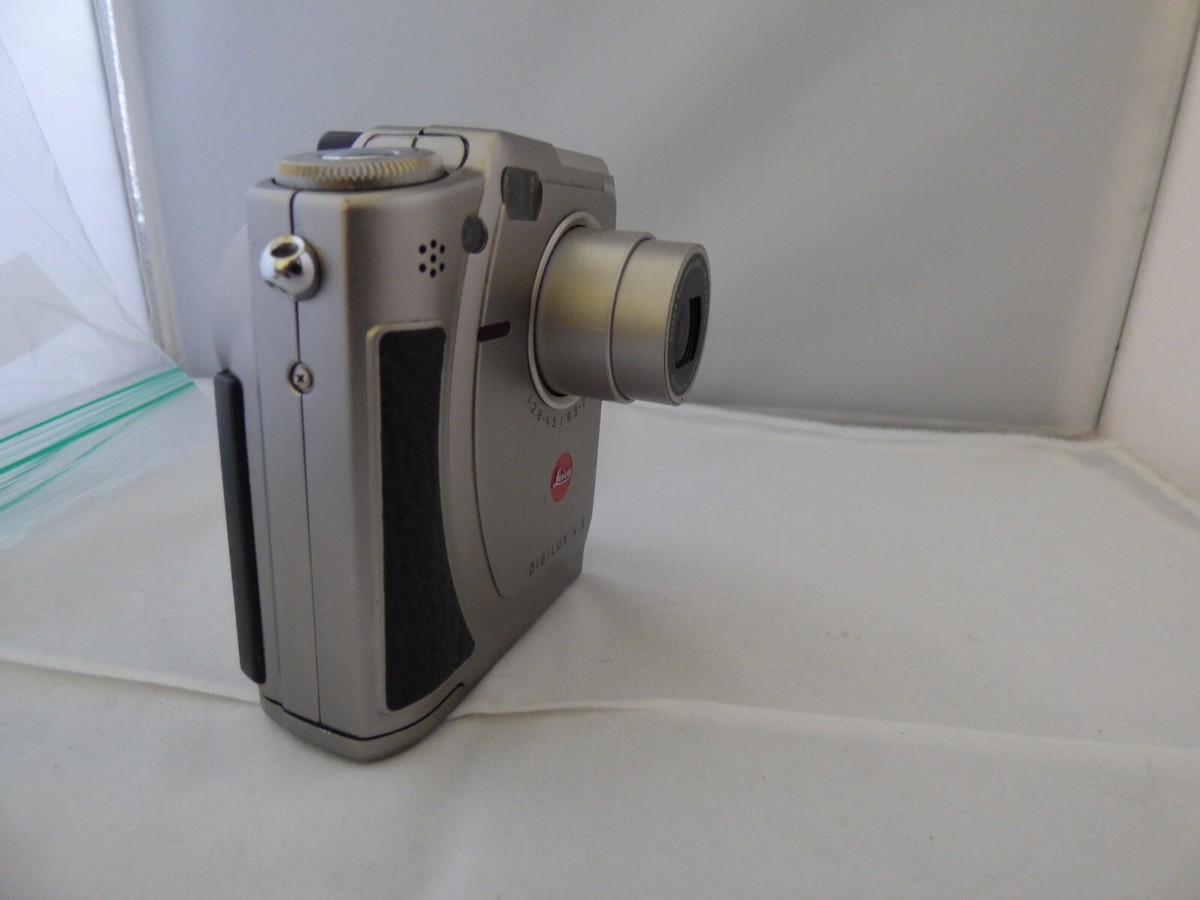 LEICA DIGILUX 4.3 VINTAGE CAMERA. Looks and works great LEICA DIGILUX 4.3 VINTAGE CAMERA. Looks and works great