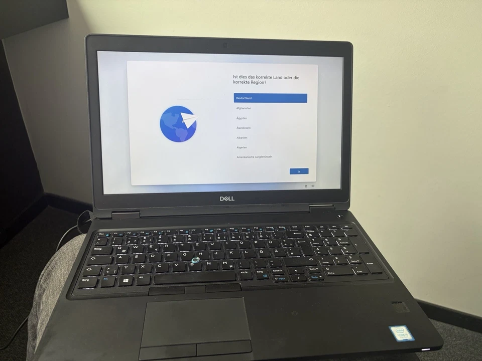 Dell Latitude 5590 · i5-7300U · 8GB · 256GB, Foto 3 von 4