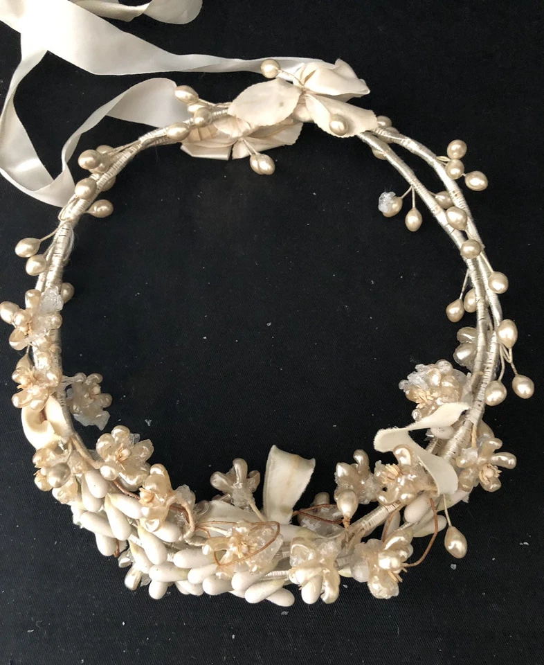 ANTIGUA PIEZA CABEZA CORONA NUPCIAL FLOR CERA VINTAGE Foto 2 de 4