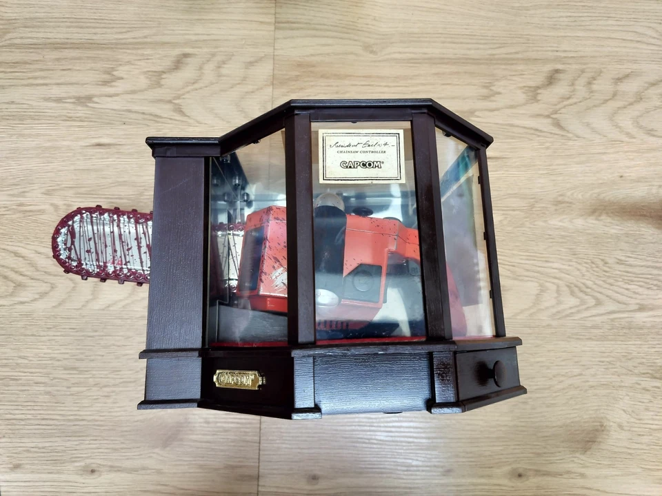 Manette Tronçonneuse RESIDENT EVIL 4 PS2 Collector - Image 2 of 4