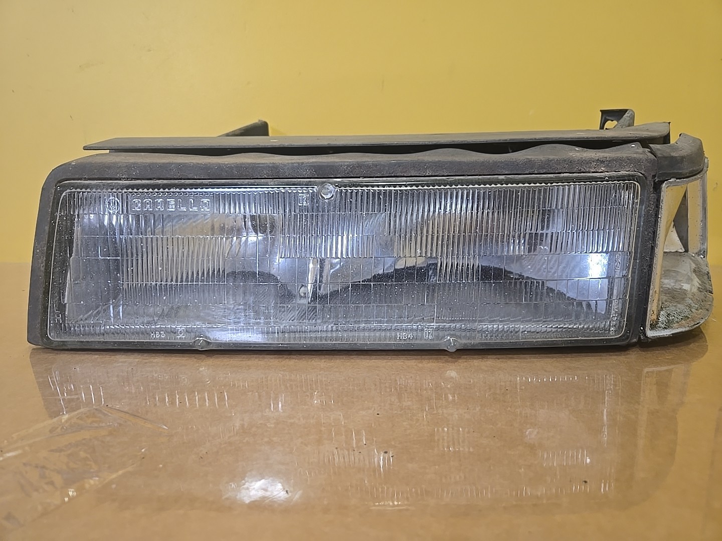 1989-91 Chrysler TC Maserati Driver Side Headlight Head Lamp Assembly  FREE SHIP