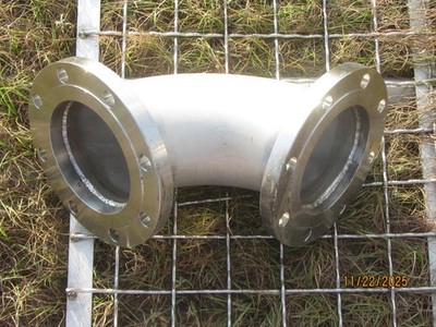 6'' Flanged Long Radius Elbow. 316SS. 150 psi. 8 bolt hole pattern. New open box.