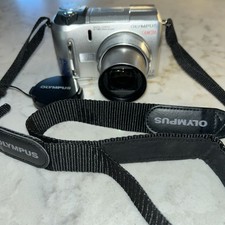 Olympus CAMEDIA C-740 Ultra Zoom 3.2MP Digital Camera with Strap and USB Cord