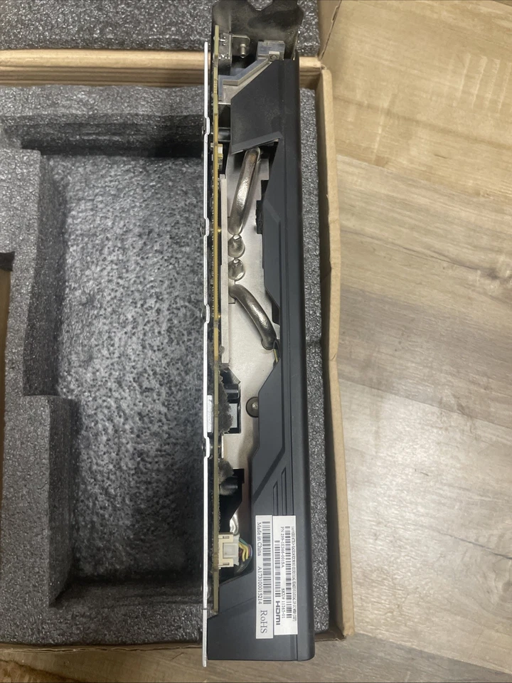 Tarjeta de gráficos SAPPHIRE NITRO+ RX 580 8G G5 8GB GDDR5 (11265-01-20G) Foto 3 de 4