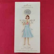 Hallmark Keepsake Ornament Aunt Angel Down to Earth Angels 4.25" Collectible