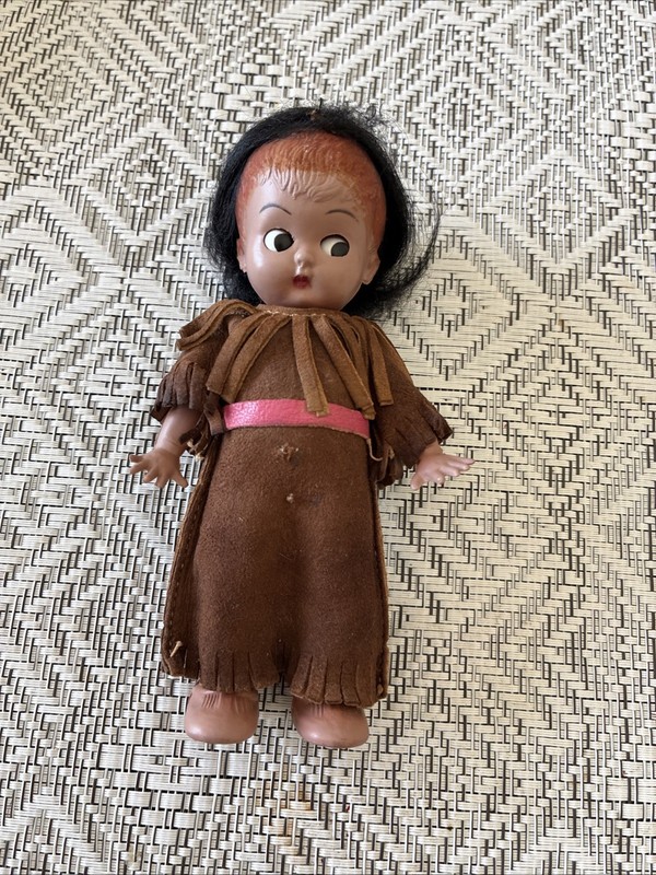 Vintage Hard Plastic Arts Co Native American Indian Googly Eyes Doll Souvenir