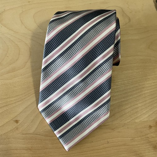 Donald Trump Handmade 100% Silk Neck Tie Length 58.5" Width 3.5" - Picture 9 of 9