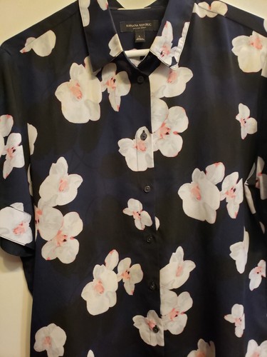 Banana Republic Large  Puff Tie Sleeve Navy Floral Blouse Shirt