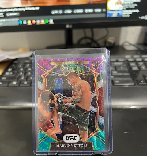 2021 Panini Select UFC Concourse Tri-Color Prizm Marvin Vettori #87 Rookie RC