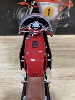 特価 MINICHAMPS (1/12) ＭＶ アグスタ GP500 Three 特価 MINICHAMPS (1/12) MV アグスタ GP500 Three