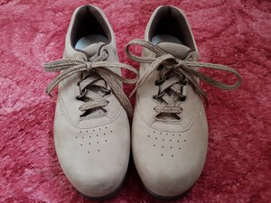 comfortable walking shoes womens uk