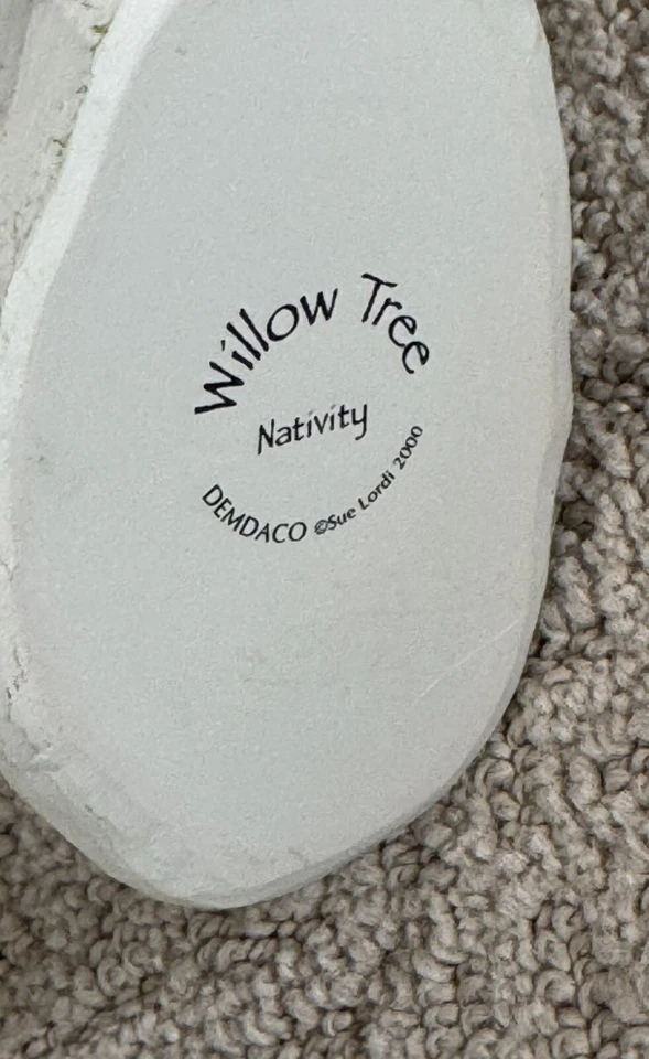 Vintage Willow Tree Demdaco Sue Lordi Nativity Mary With Baby Jesus 2000 No Box - Image 4 of 4