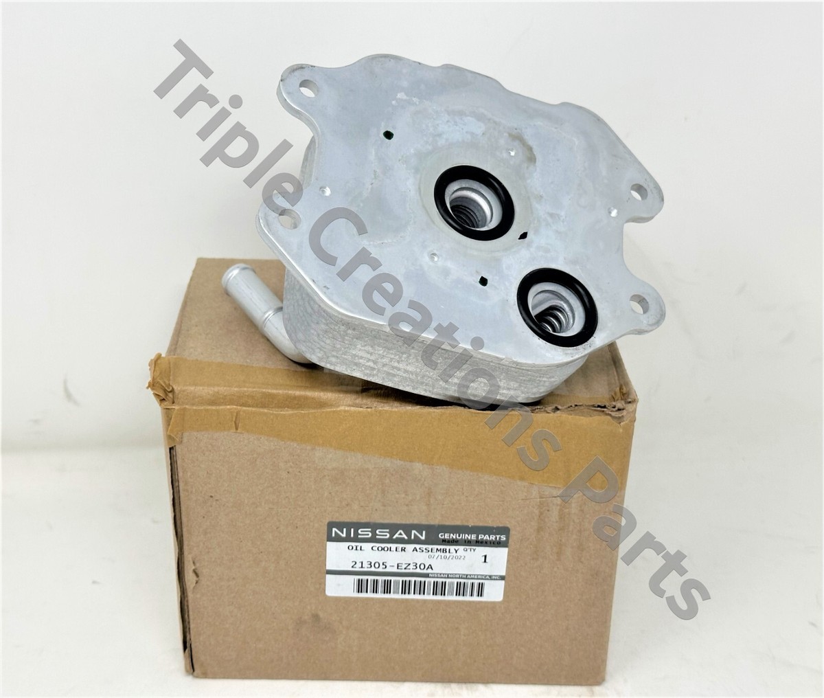 Genuine Nissan Infiniti 21305-EZ30A Oil Cooler Assy 21305EZ30A OEM