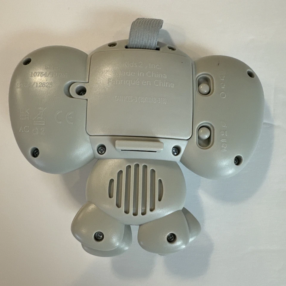 Kids II Inc Luz y Sonidos Musicales Elefante Juguete Caja de Música Chupete ¡Funciona! Foto 4 de 4