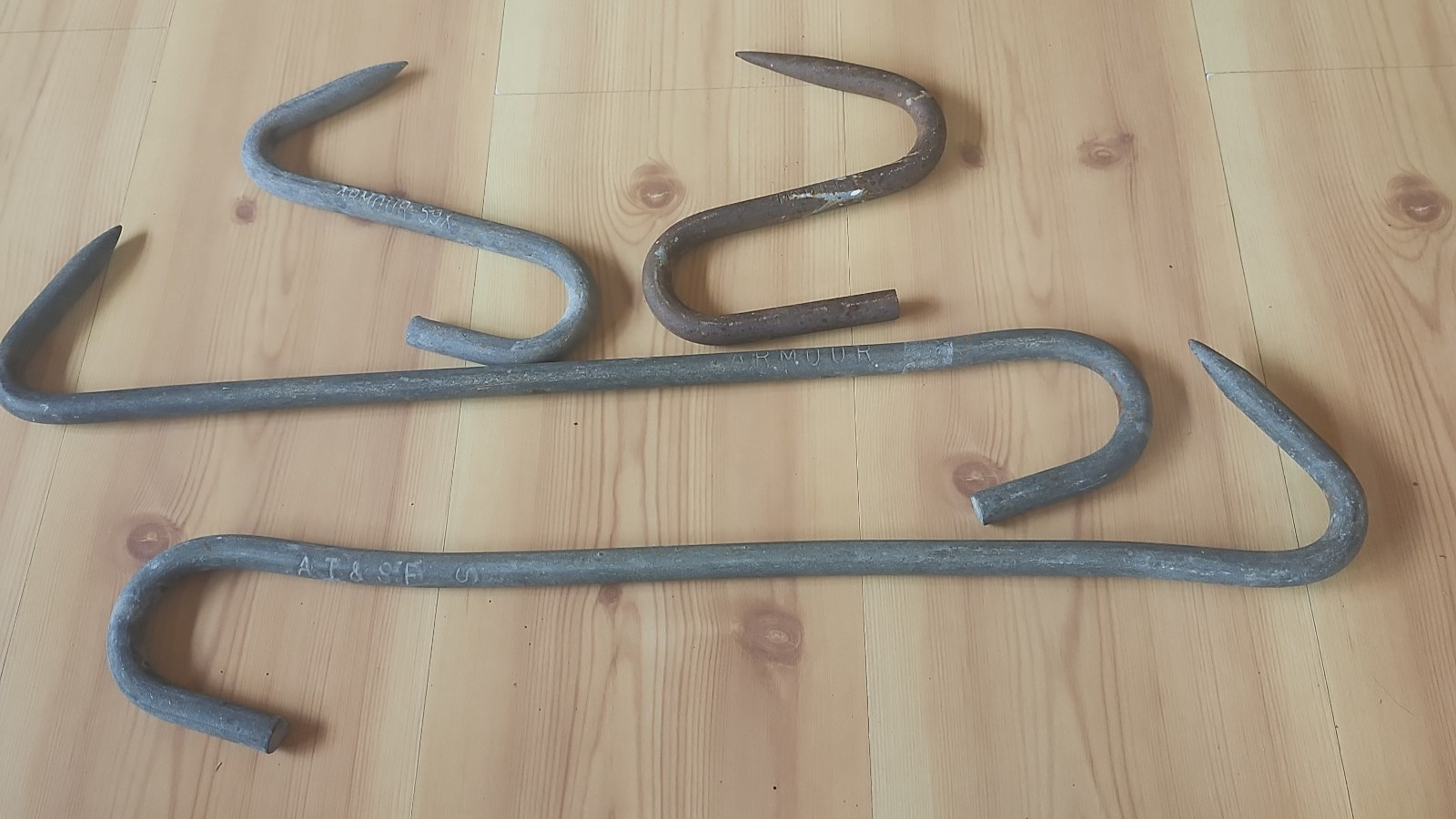 4 Vtg. Armour, Mather, AT & SF Style Heavy Duty Butcher Meat Rafter S Hooks
